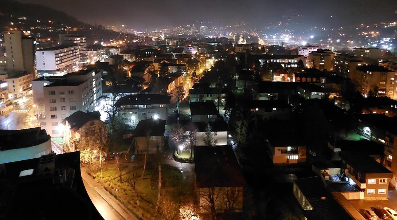 Luxury Apartment Karic Free Parking Tuzla Buitenkant foto