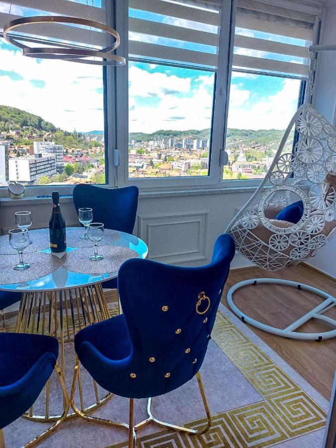 Luxury Apartment Karic Free Parking Tuzla Buitenkant foto