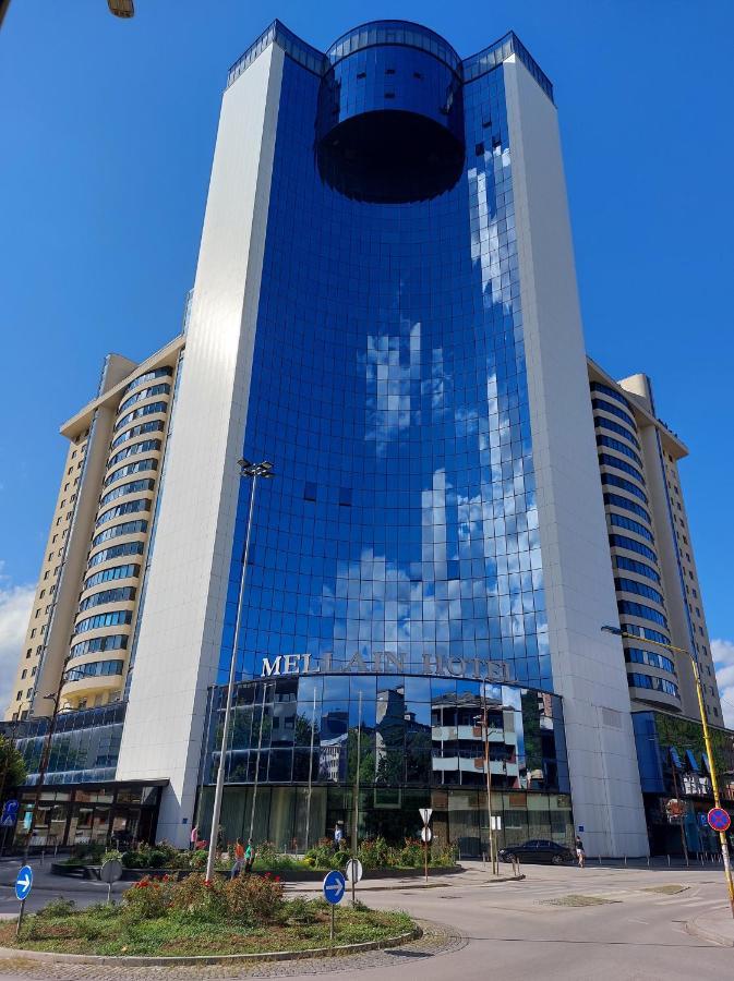 Luxury Apartment Karic Free Parking Tuzla Buitenkant foto