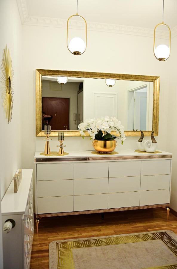 Luxury Apartment Karic Free Parking Tuzla Buitenkant foto