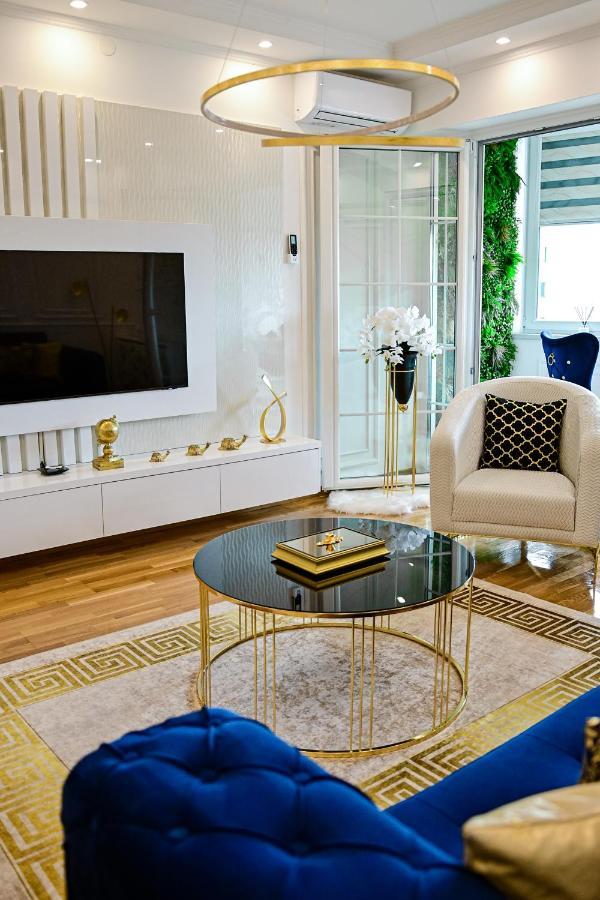 Luxury Apartment Karic Free Parking Tuzla Buitenkant foto