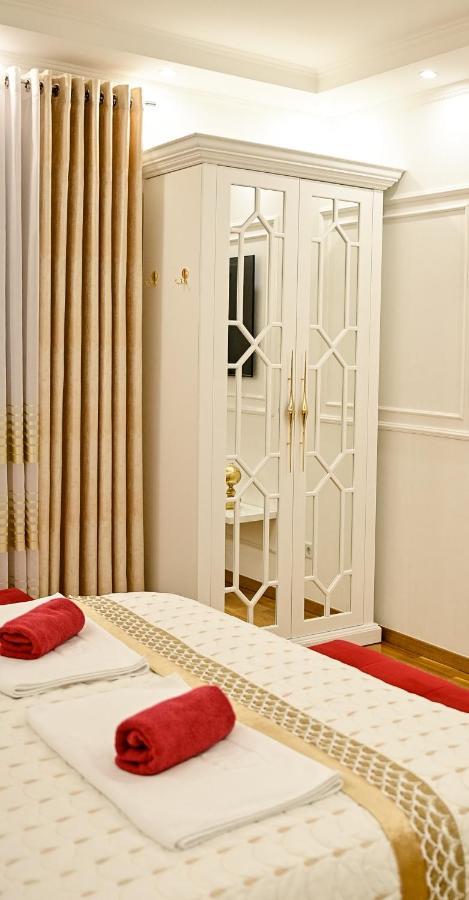 Luxury Apartment Karic Free Parking Tuzla Buitenkant foto